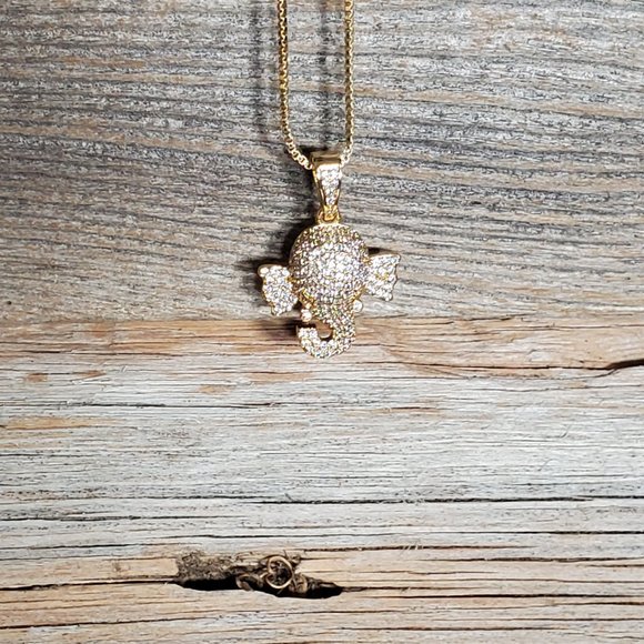 Crystal Elephant Head Necklace - Copper, Triple plated in 18K Yellow GOld. Sp - Picture 11 of 13